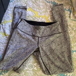 Lululemon leggings flower pattern size 6